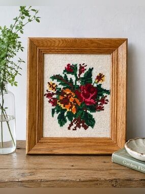 Charming Vintage Floral Needlepoint Wall Art Framed Cottage Traditional Decor
